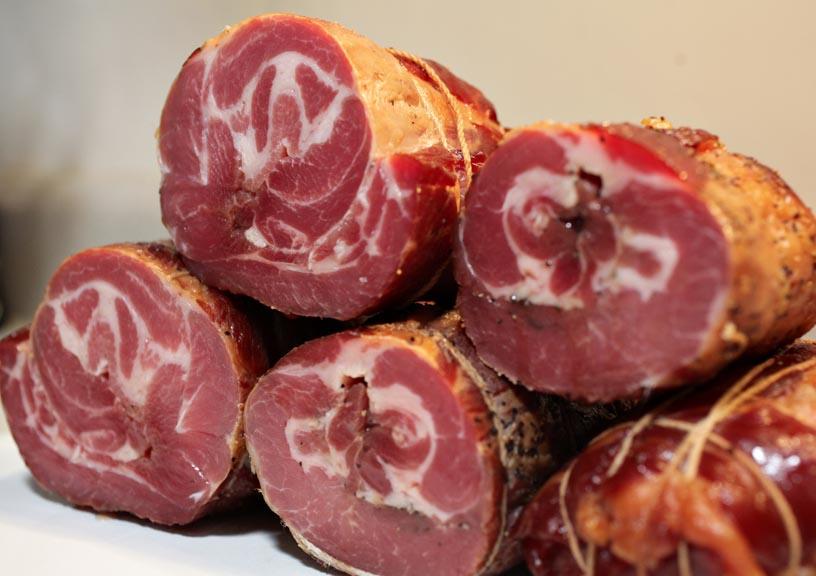 Rolled Shoulder Bacon006_v.2.jpg