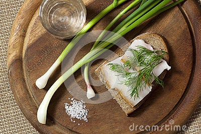 sandwich-salted-lard-rye-bread-vodka-view-above-58