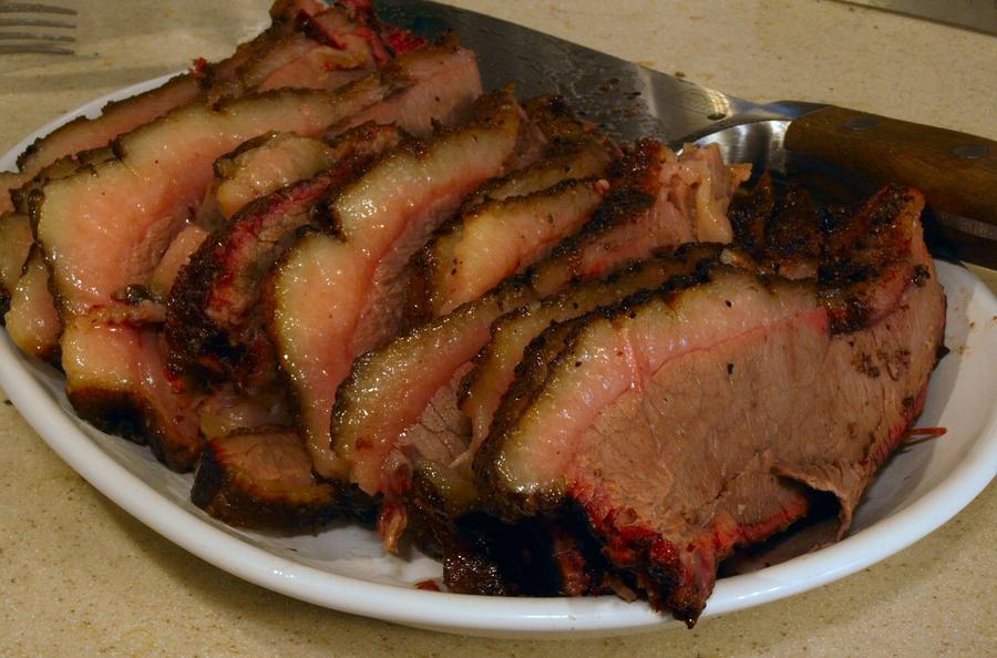 sliced brisket 8-20-2011.jpg