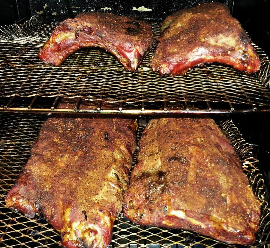 Smoked Ribs III 2- getting that smoke.jpg