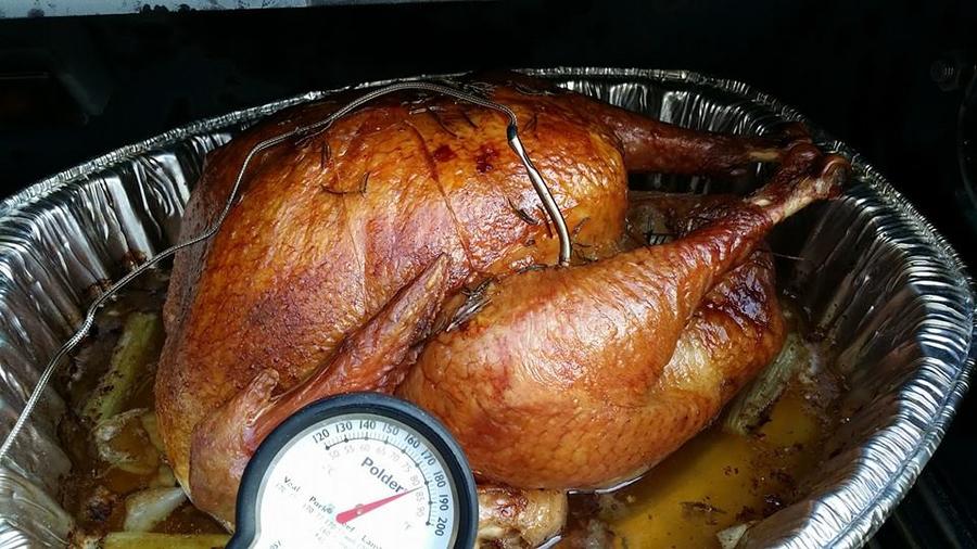 smoked turkey 3.jpg