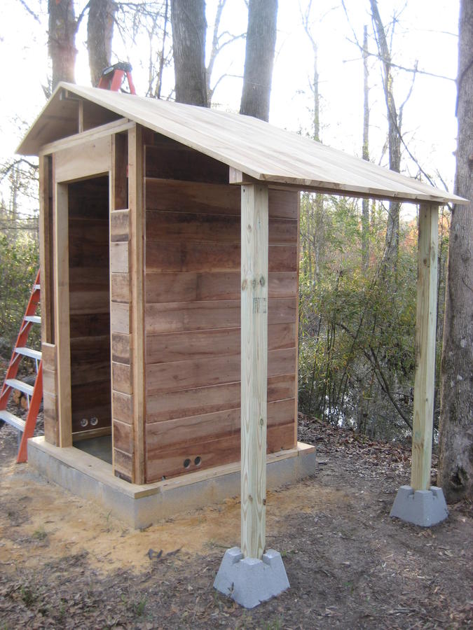 SMOKEHOUSE 002.JPG