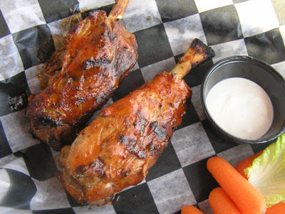 SmokehouseCafe-hogwings.jpg