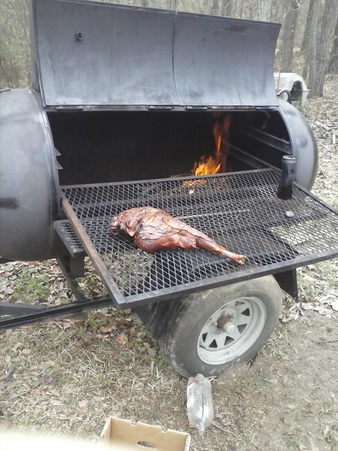 smokeing meat 002.jpg