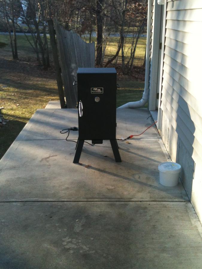 Smoker 02  1-29-12.JPG