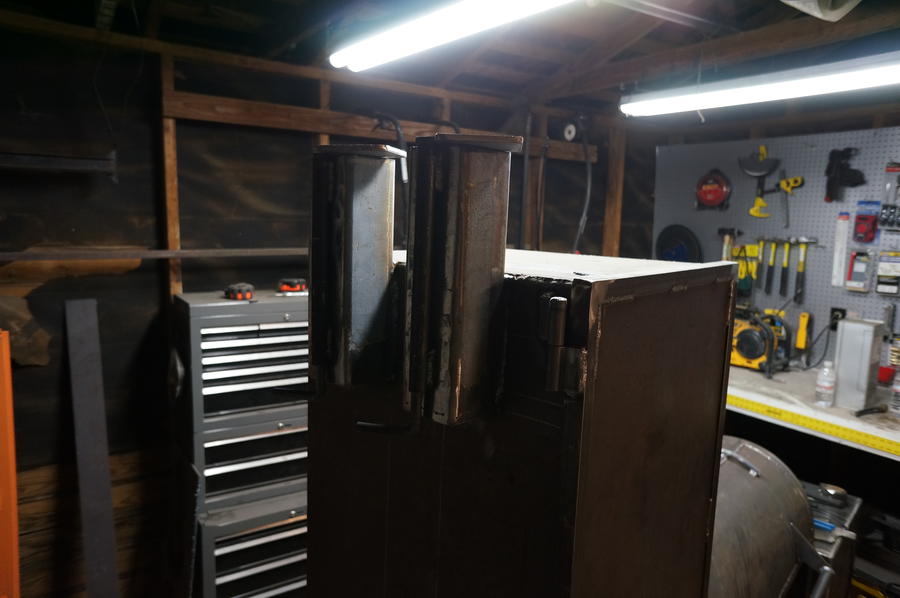 smoker almost done 003.JPG