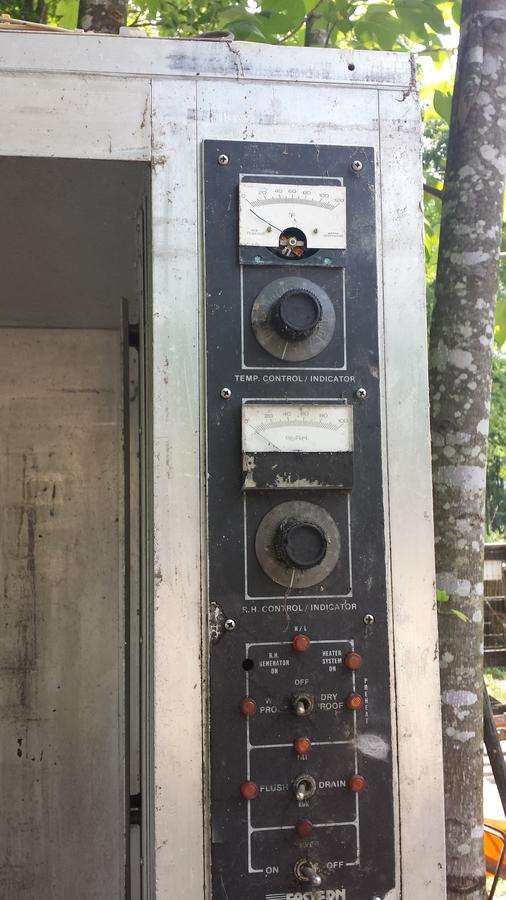 smoker controls.jpg