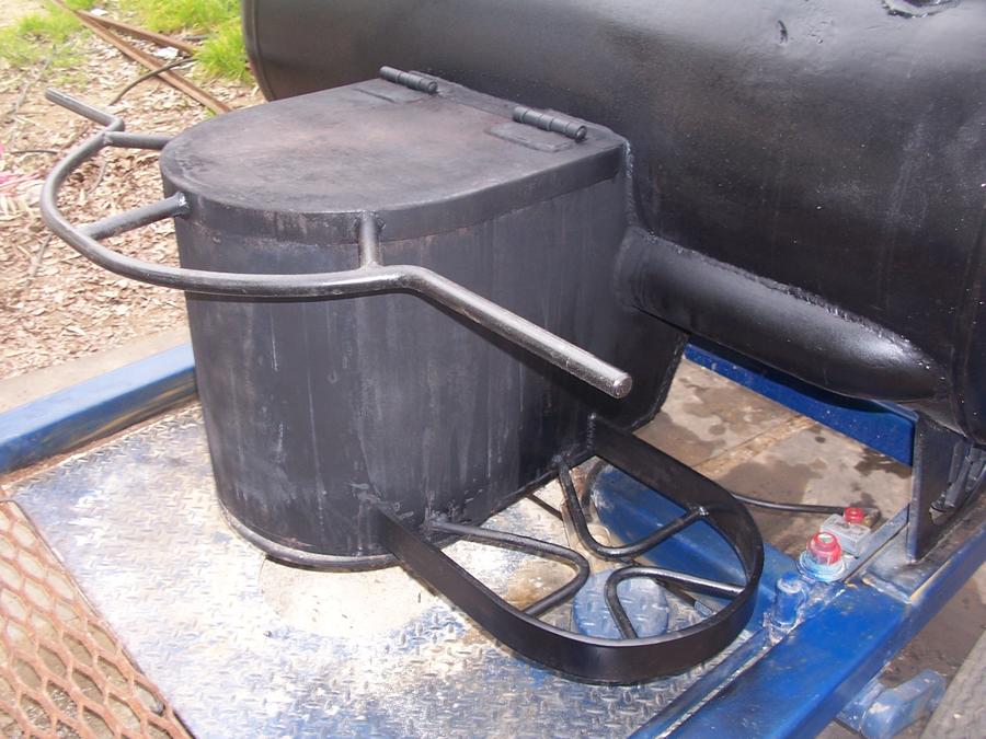 Smoker firebox.JPG