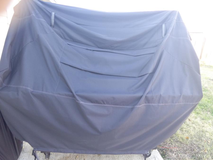 Smoker Front View With Cover.jpg