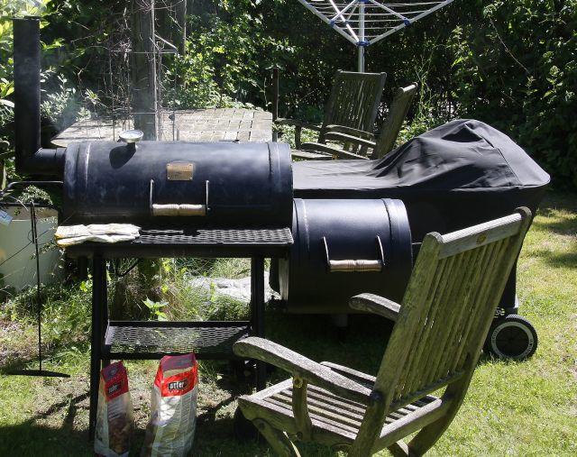 Smoker Lucinda - 1.jpg