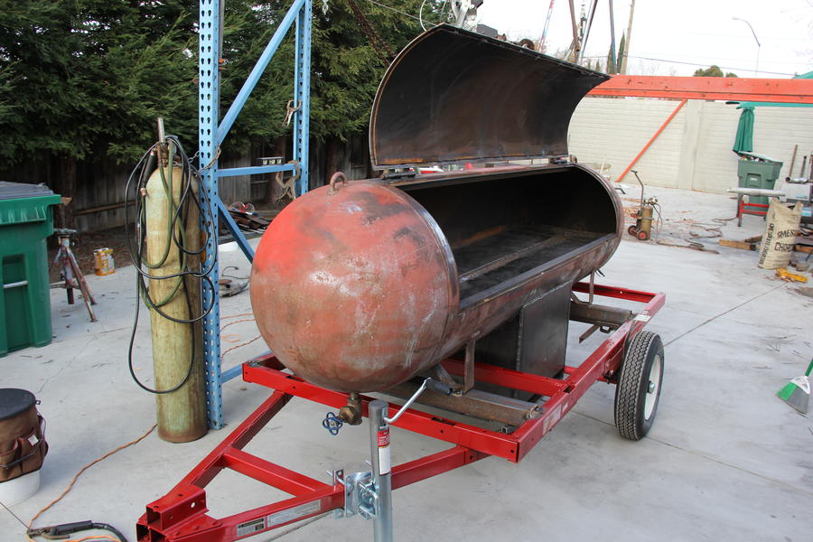 Smoker on trailer 009.JPG