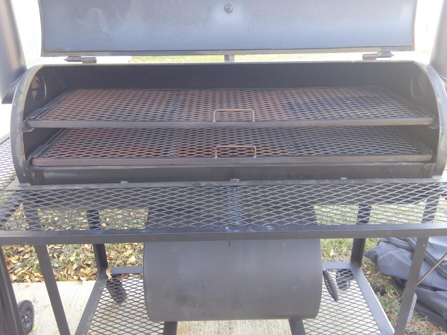 Smoker Open Shot With Grates.jpg