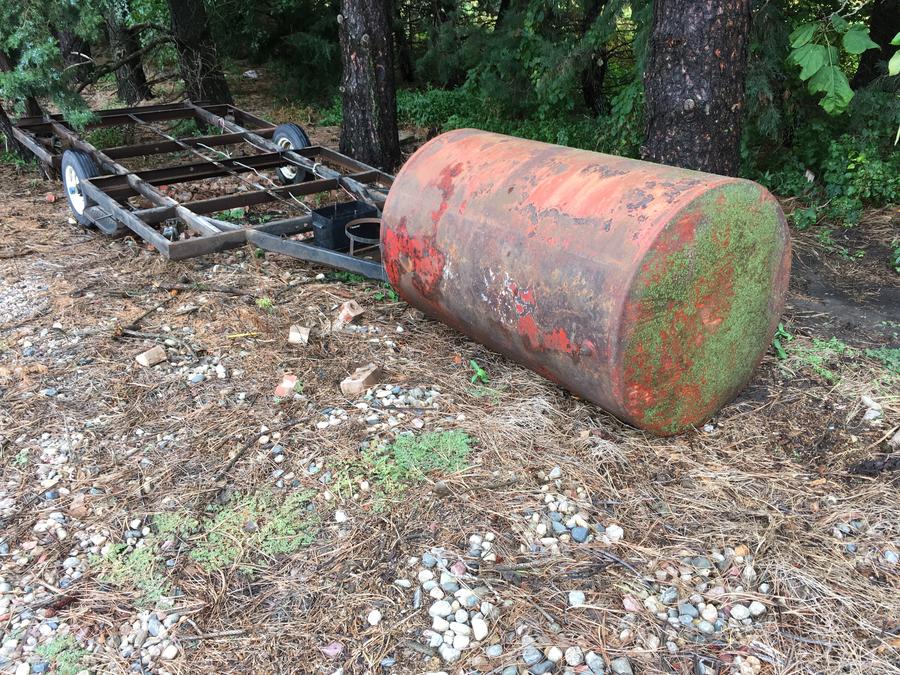 Smoker trailer and barrel.JPG