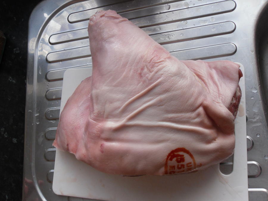 smoking pork shoulder 003.JPG