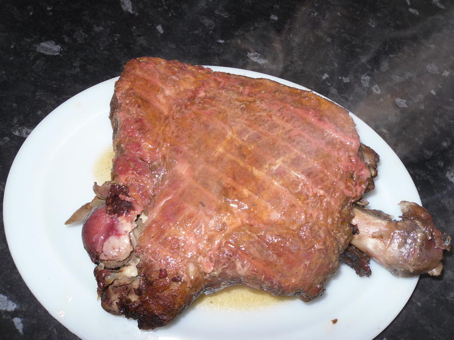 smoking pork shoulder 011.JPG