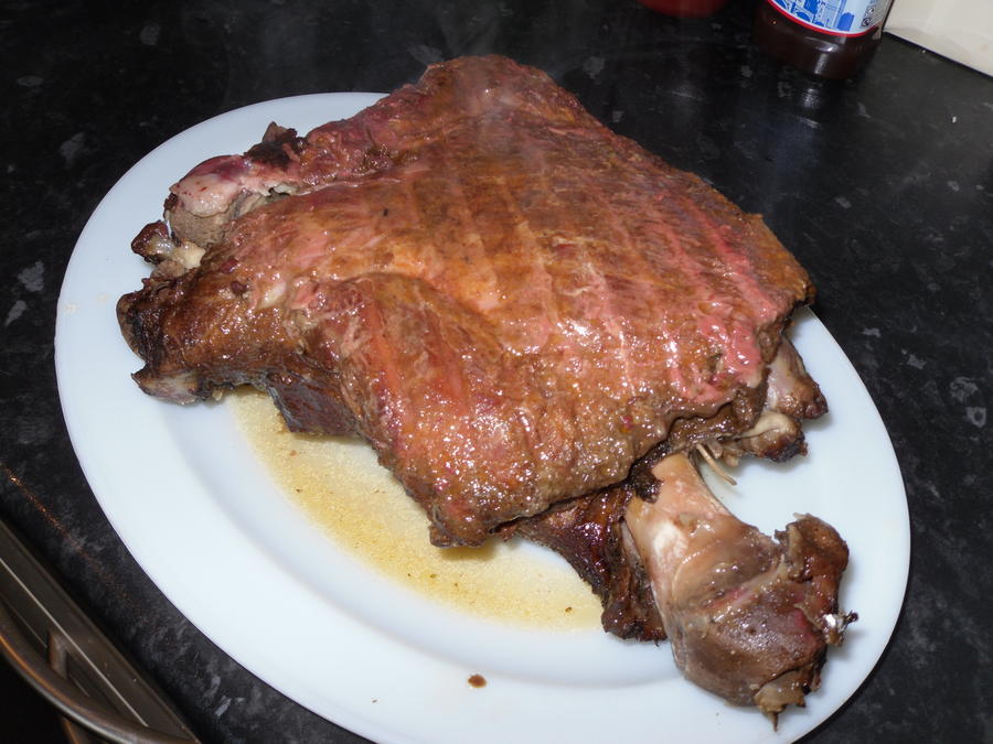 smoking pork shoulder 012.JPG