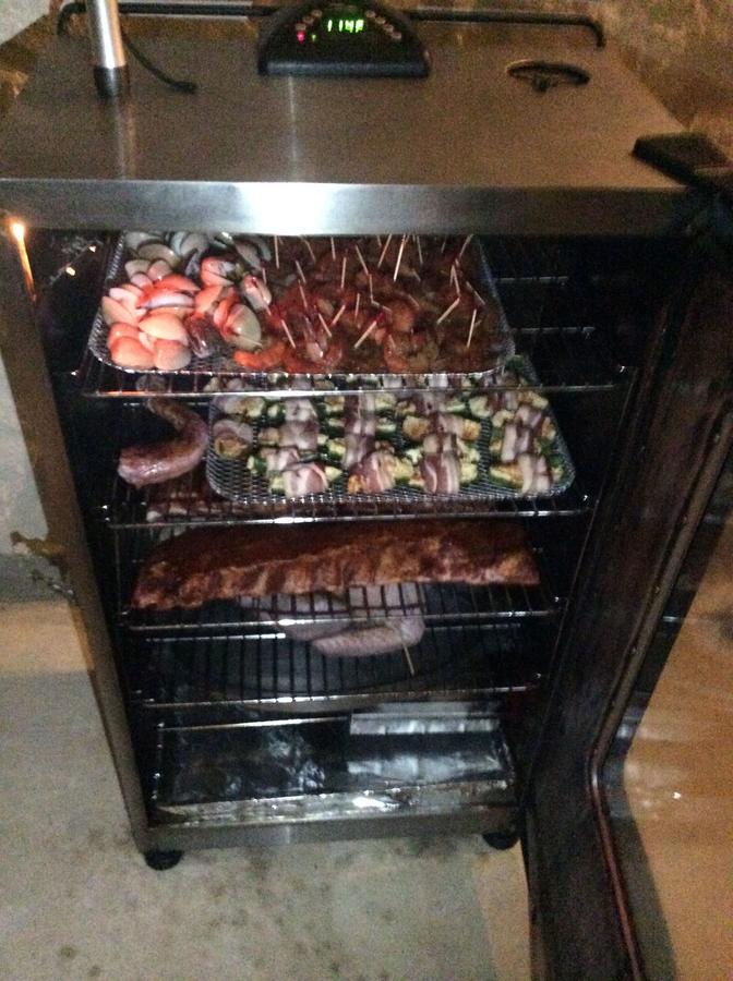 Smoking2 Christmas Day 2013.jpg