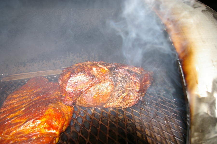 spare ribs and butt.JPG