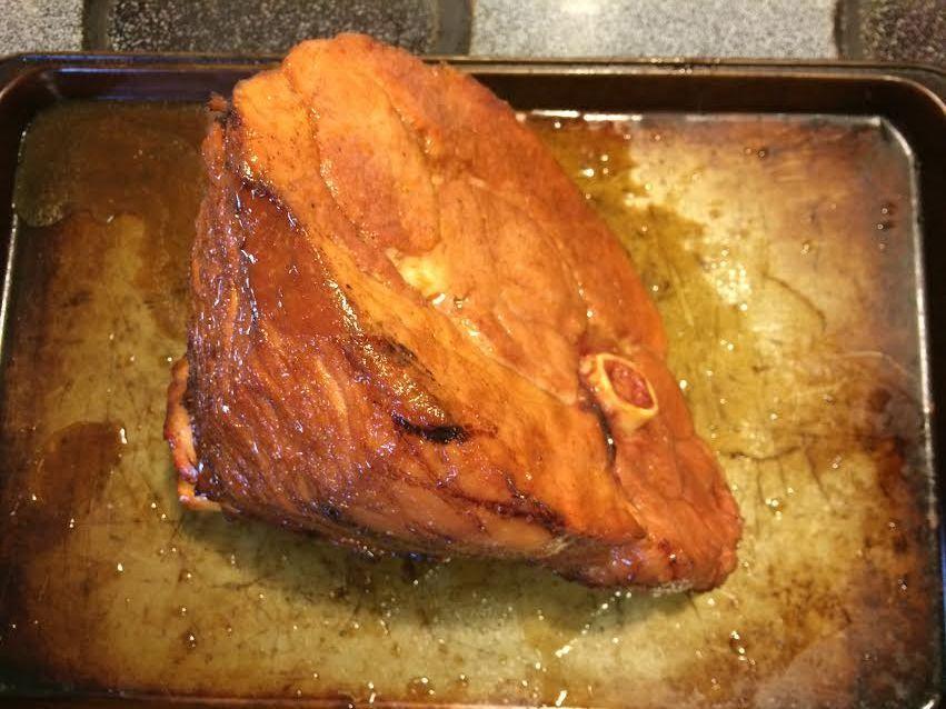 Spiced Apricot Sauce Glazed Ham2.jpg