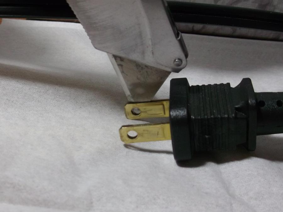 Spreading Spade Lugs Extension Cord.jpg