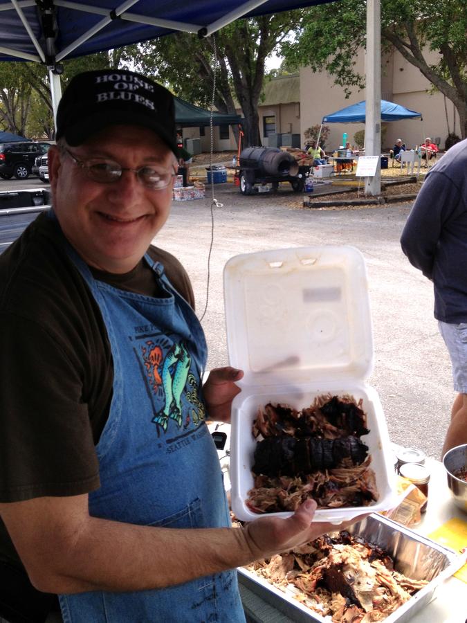 Steve with pulled pork box.JPG