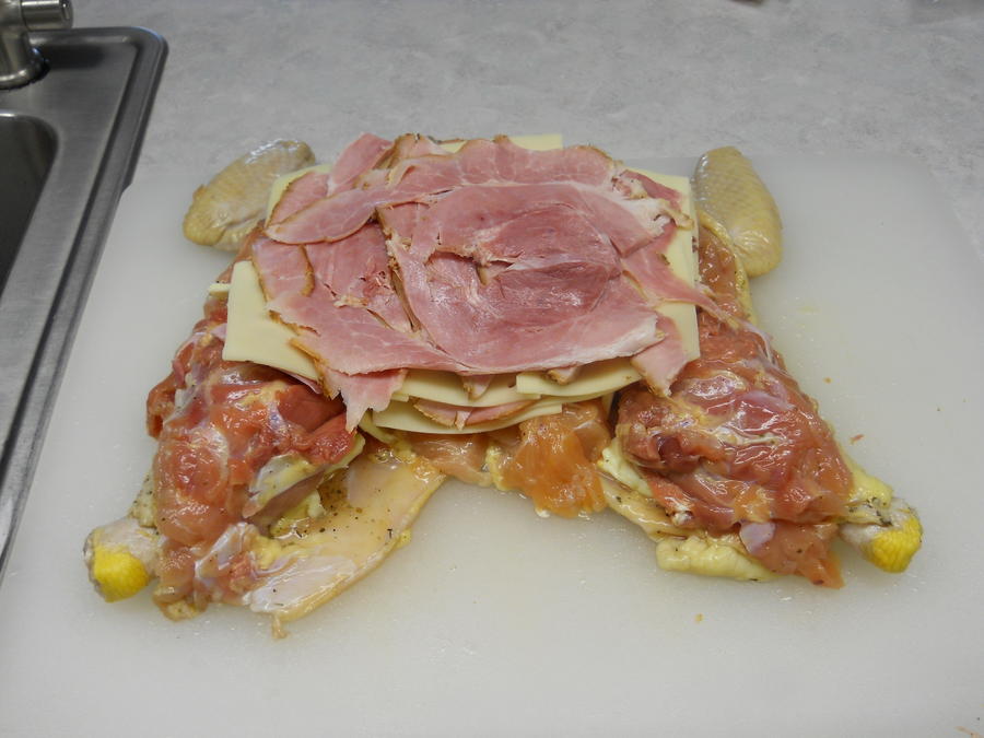 Throwdown Chicken cordon blue 25.JPG