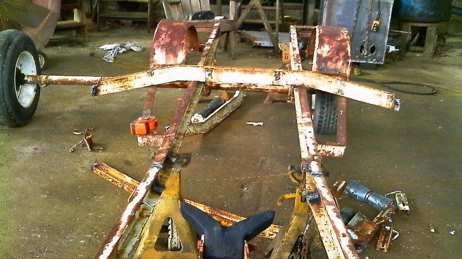 trailer 004.JPG