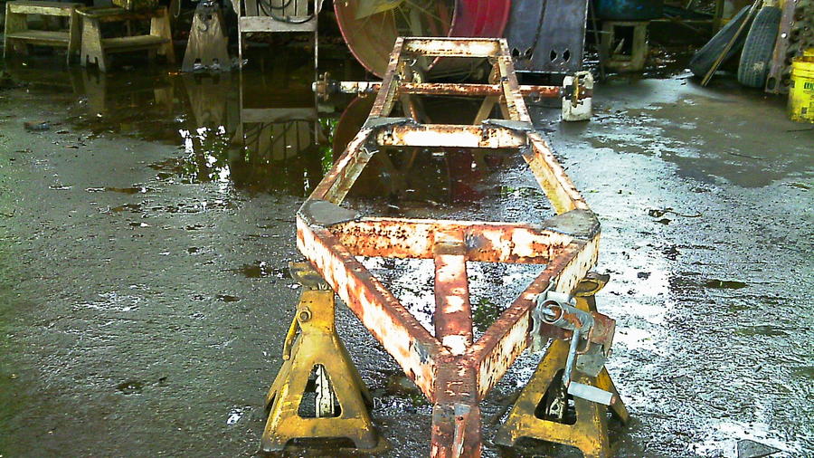 trailer 013.JPG