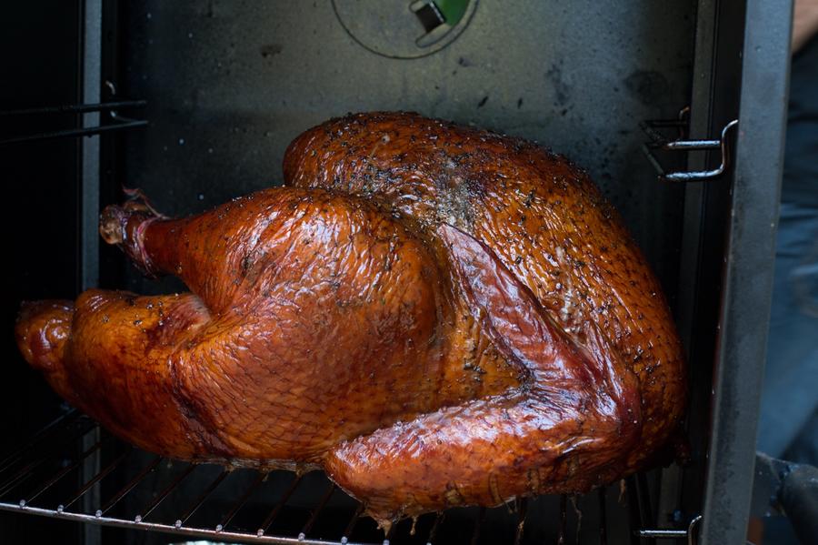 TurkeyinSmoker.jpg