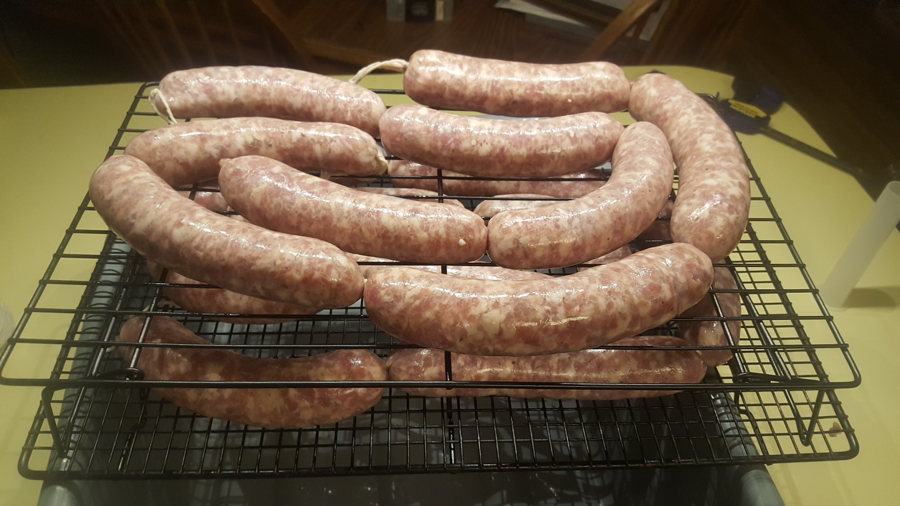 VFW Chef Willie Brats.png