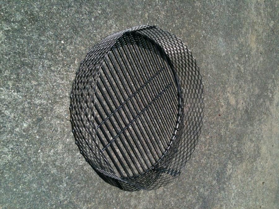 Weber 22.5 Plain Charcoal Basket.JPG