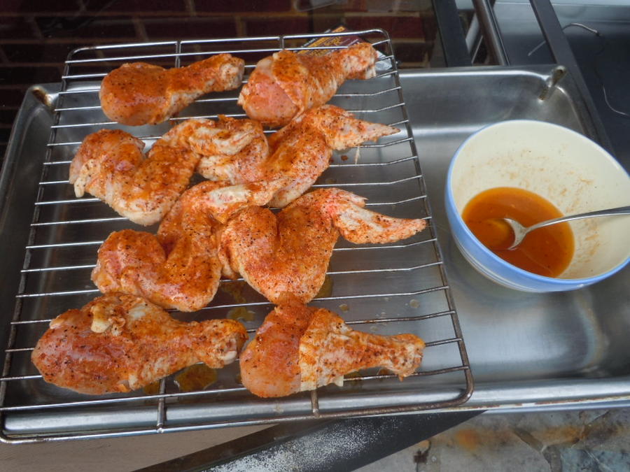 Wings n Stuff 001.jpg