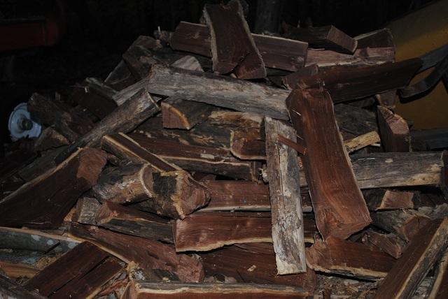 wood.jpg