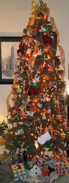 Xmas tree 2 2013.JPG