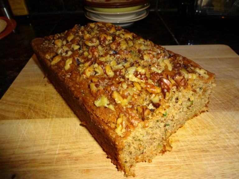 zucchini bread.JPG